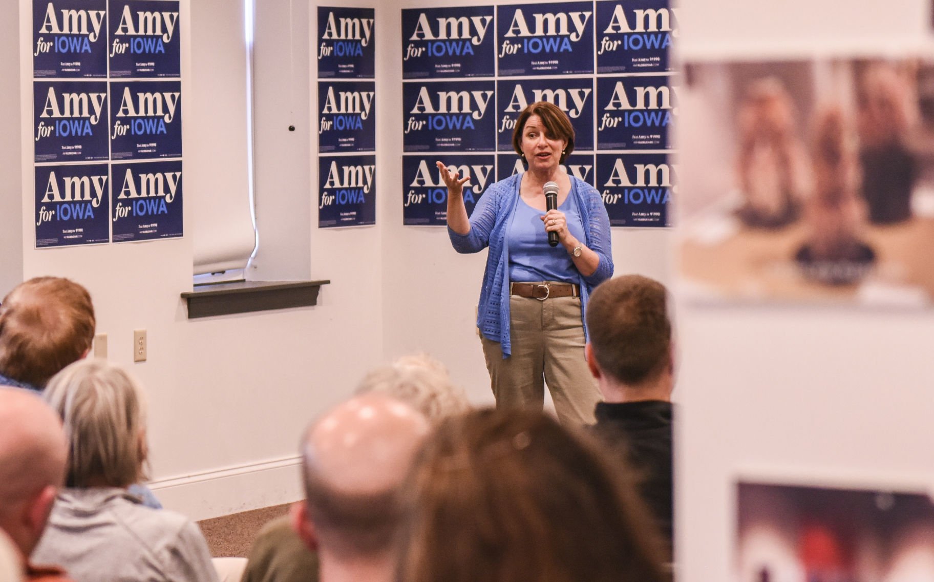 101919-mda-nws-klobuchar-11.jpg